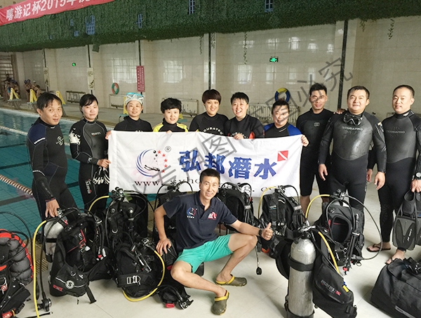 AOW进阶开放水域潜水员培训