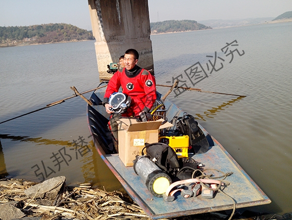 水下潜水施工